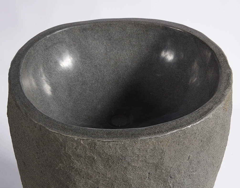 раковина напольная из речного камня 85х50х50