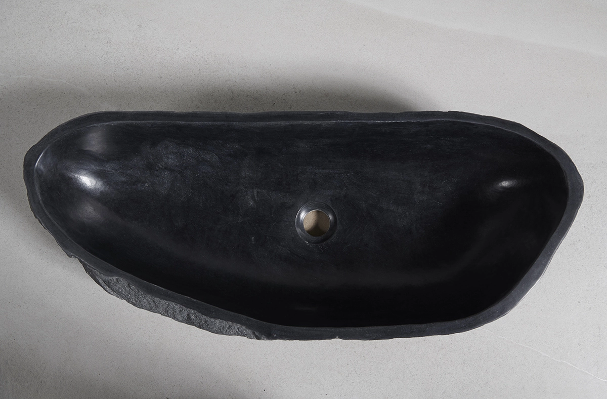 раковина из речного камня 80x31x16