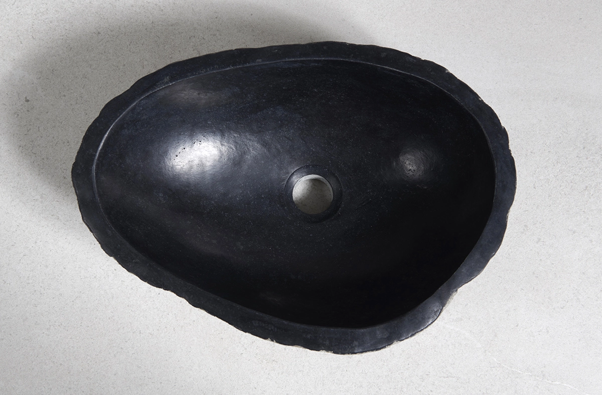 раковина из речного камня 44x32x15