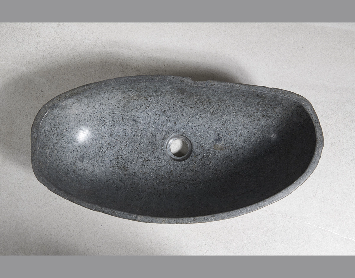 раковина из речного камня 60x30x15