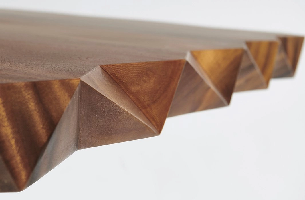 Обеденный стол из массива дерева DIAMANTE DINING TABLE 100х82х200