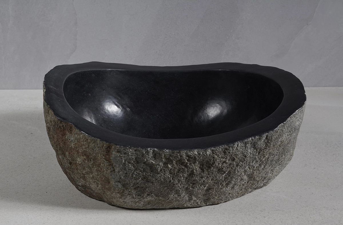 раковина из речного камня 50x40x21