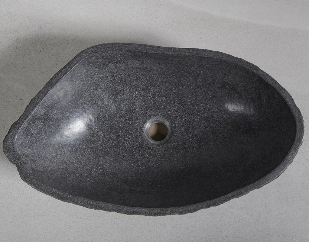 раковина из речного камня 57х33х16