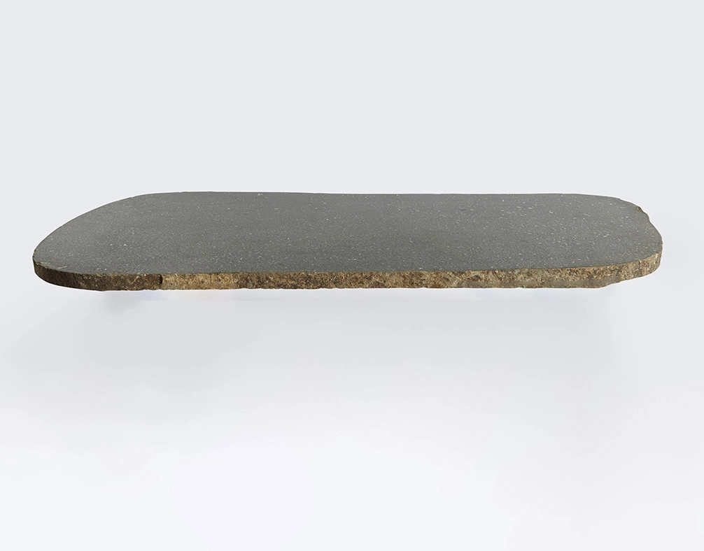 Столешница из речного камня 120х70х57