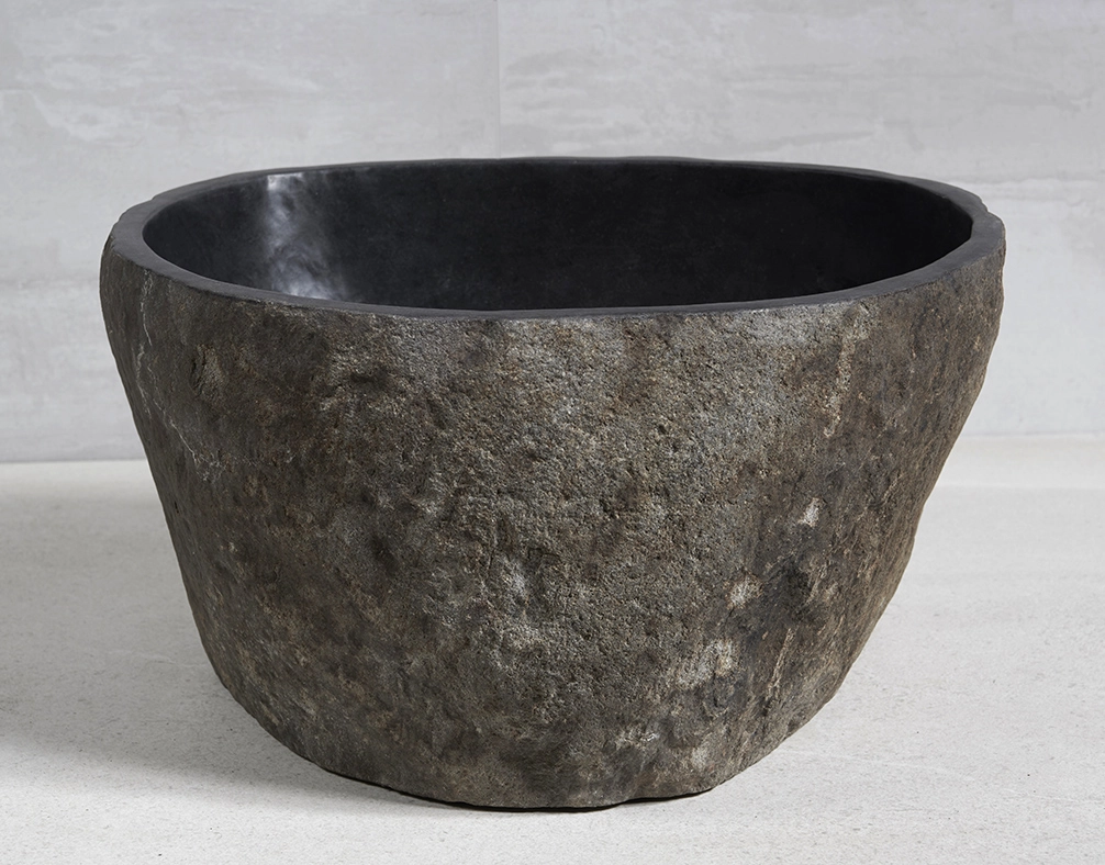 раковина из речного камня 47х48х25