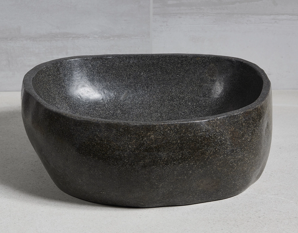 раковина из речного камня 45x43x15