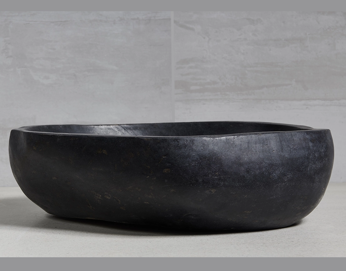 раковина из речного камня 51x41x15