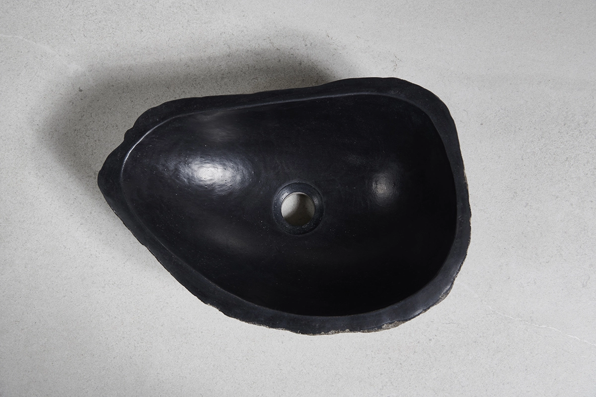 раковина из речного камня 42x30x14