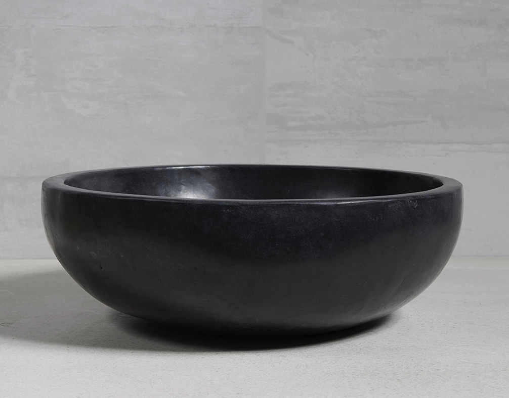 раковина из речного камня 45x45x15