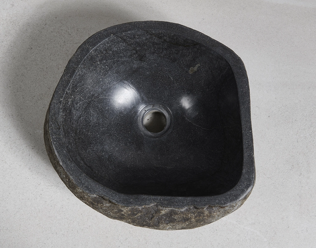раковина из речного камня 36x34x15