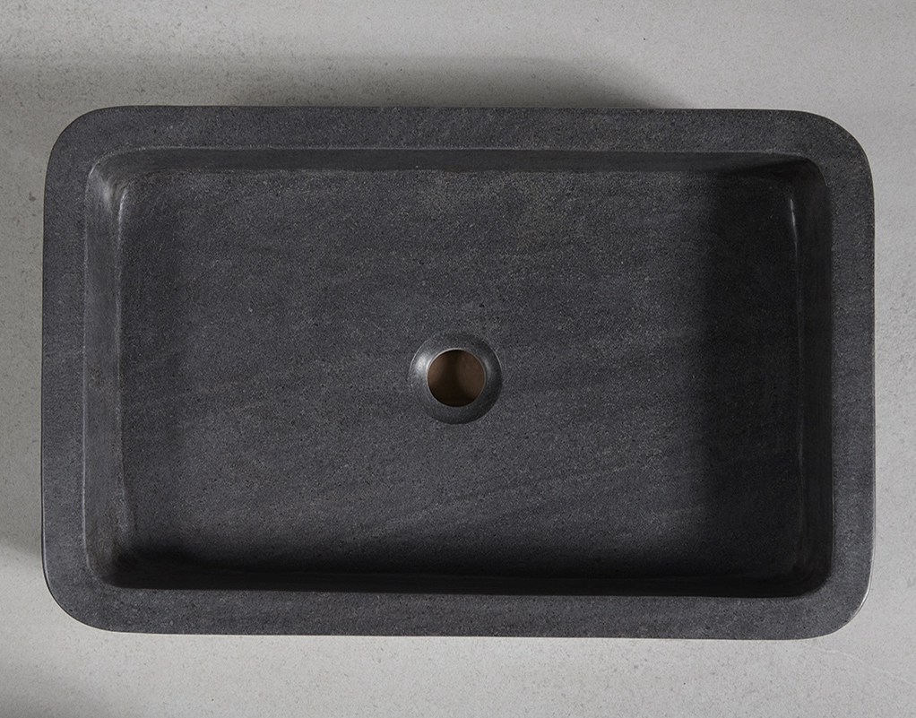 1RS1-01 раковина из речного камня 55х35х10