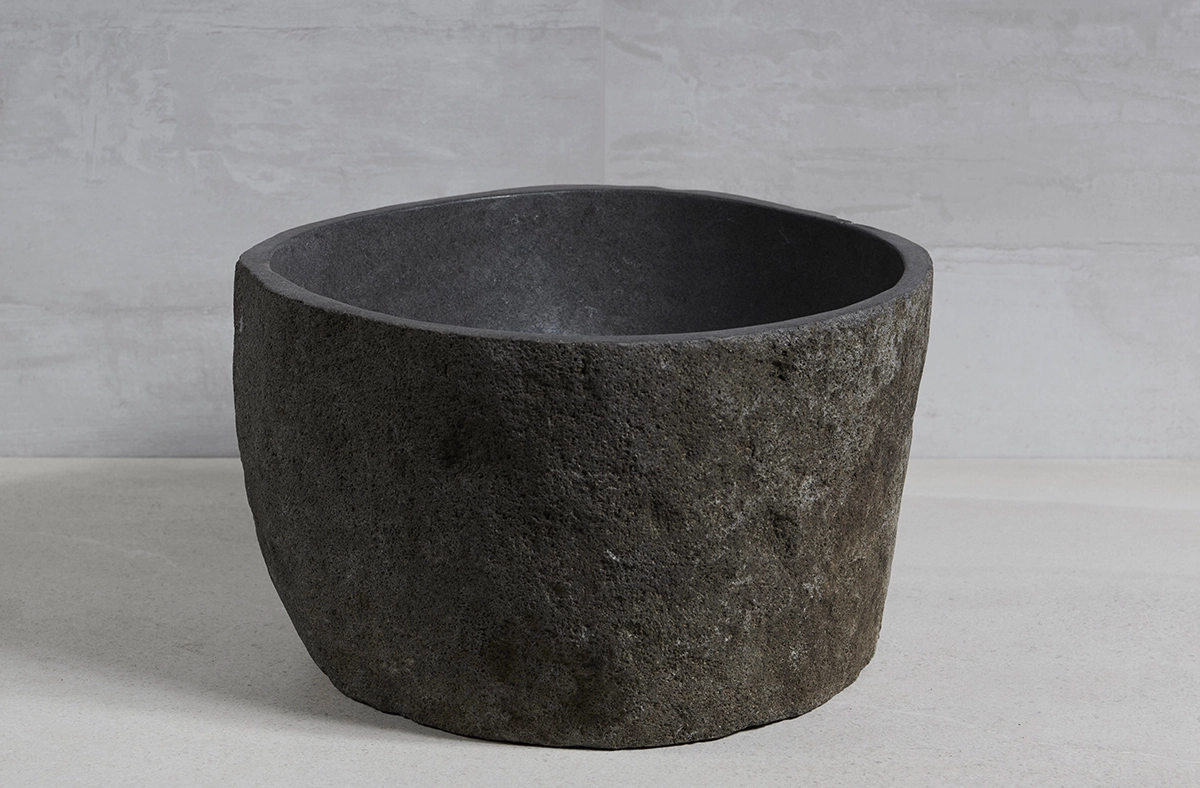 раковина из речного камня 44х44х25