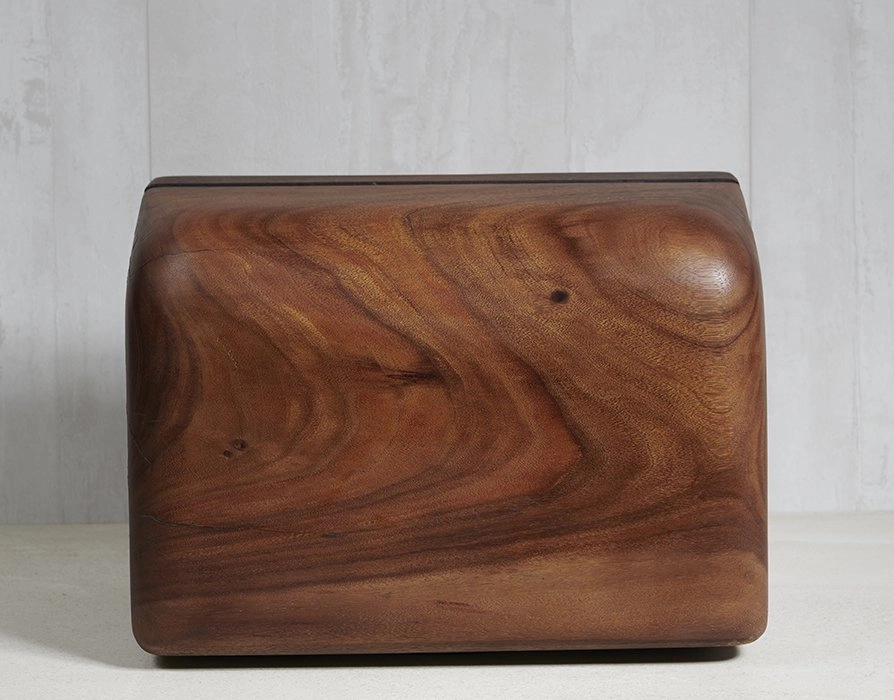 Подставка под зеркало из массива дерева CUBE MIRROR STAND 52-32-36