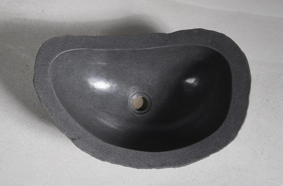 раковина из речного камня 51х34х21