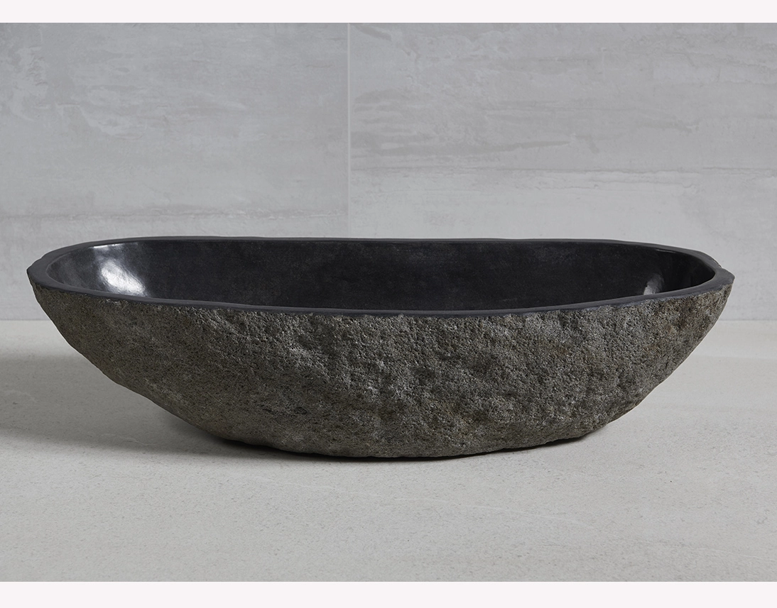 раковина из речного камня 66x37x16