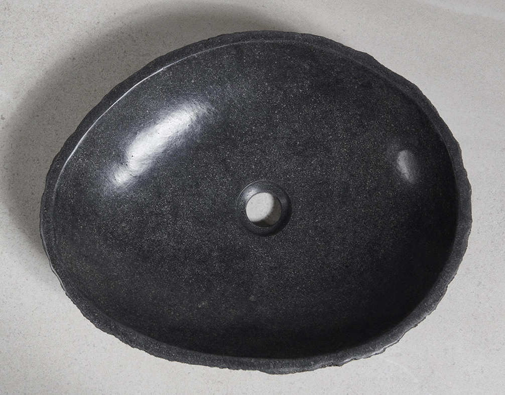 раковина из речного камня 48х39х10