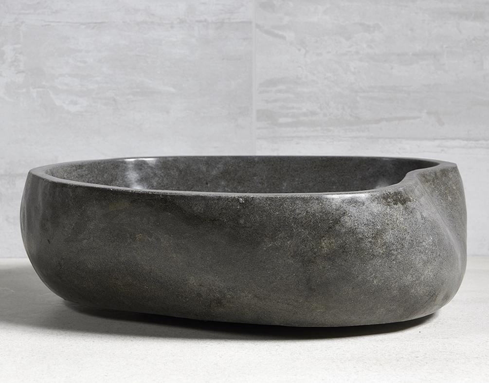 раковина из речного камня 53x43x15