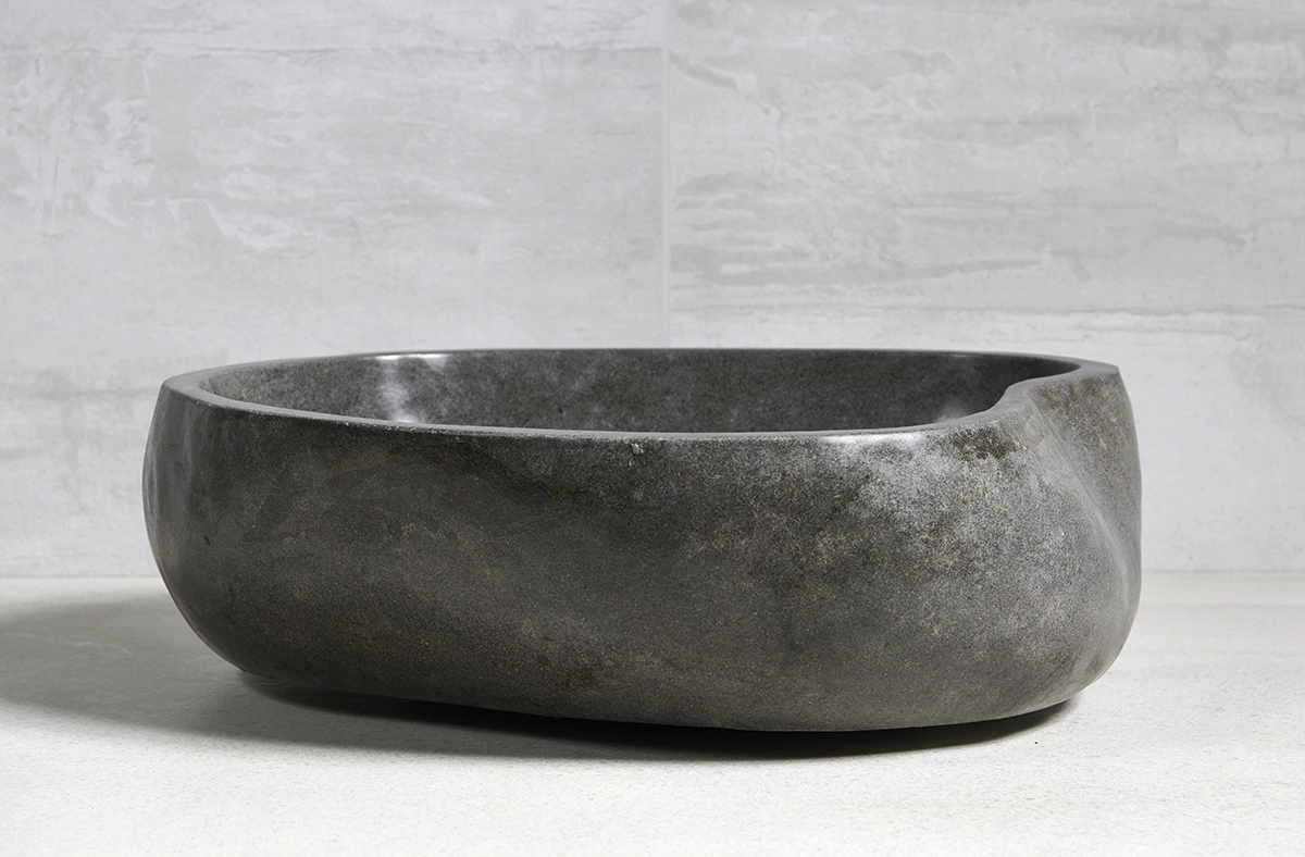 раковина из речного камня 53x43x15