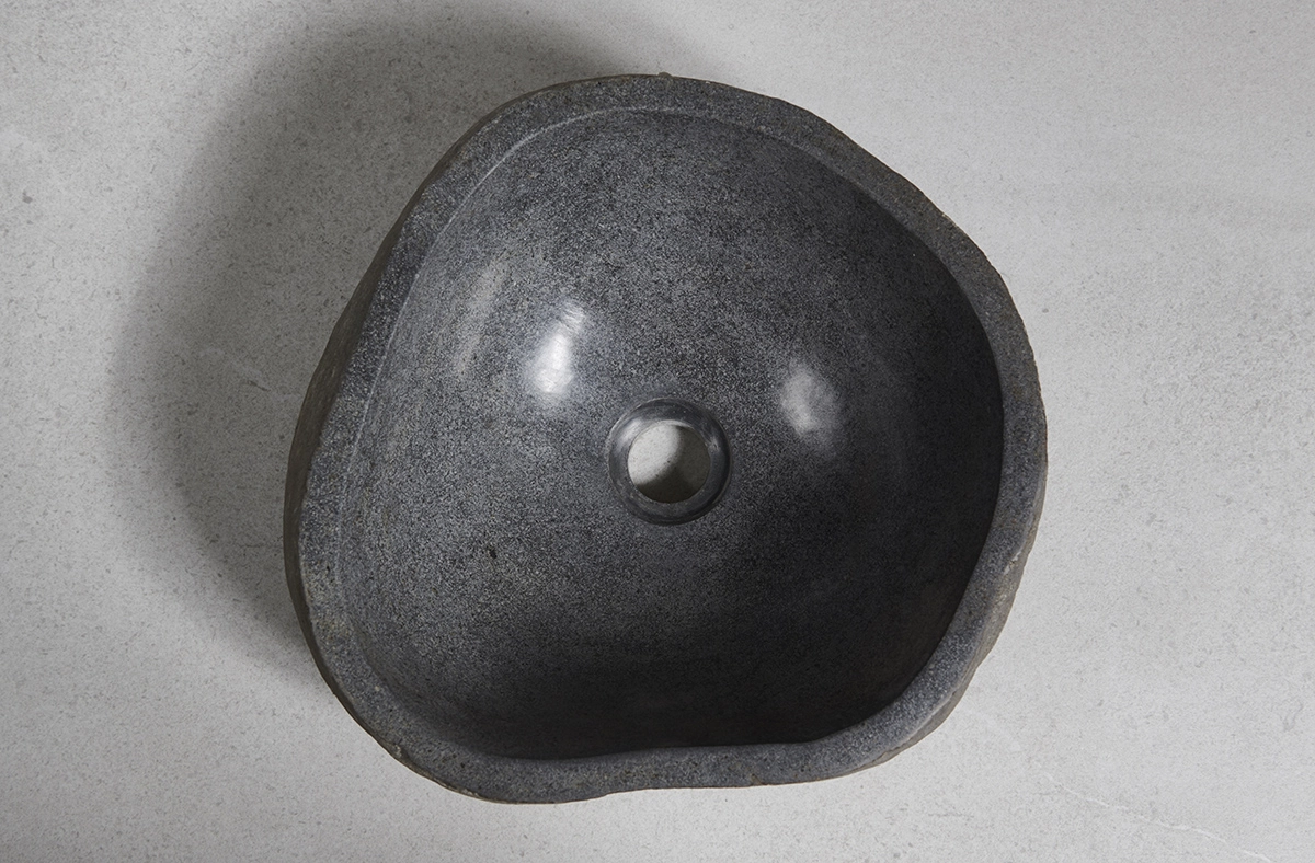 раковина из речного камня 35x35x15