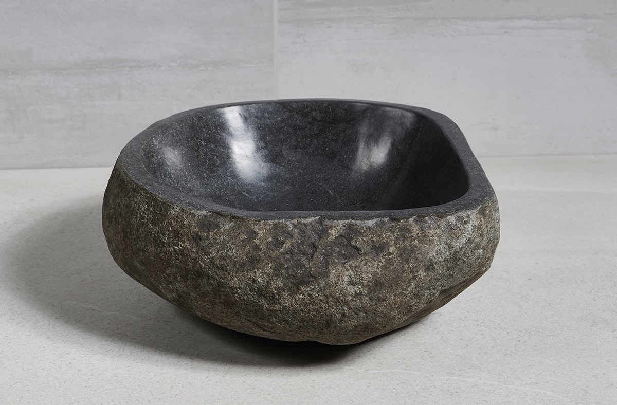 раковина из речного камня 36x34x15