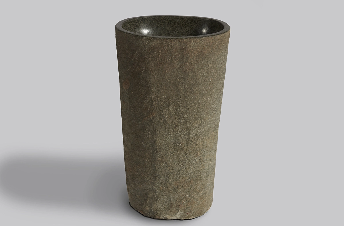 раковина напольная из речного камня 85х48х38