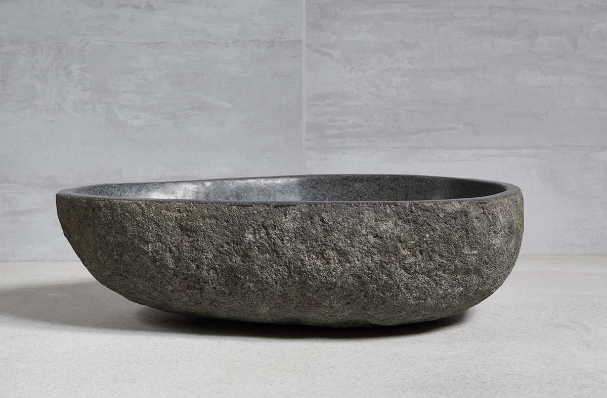 раковина из речного камня 55x35x15