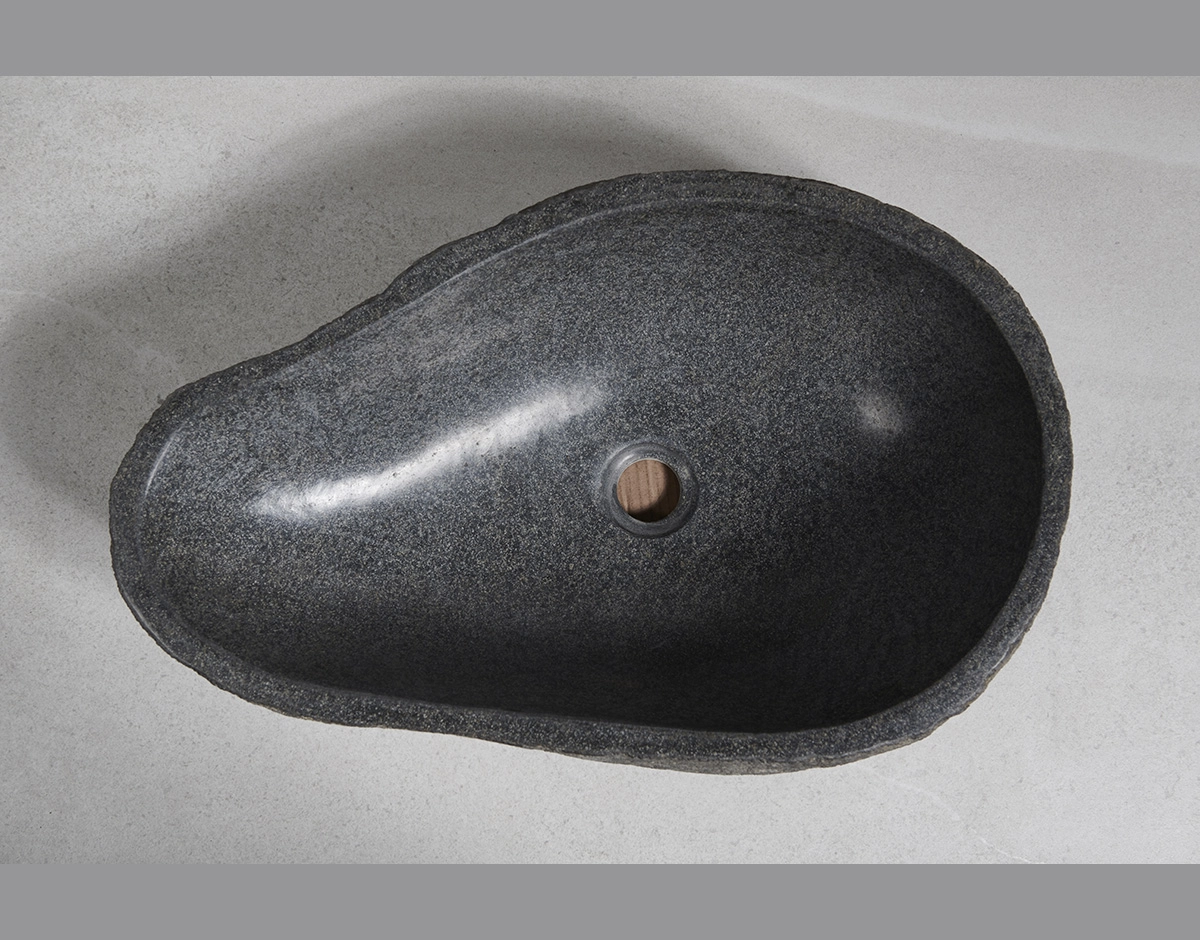 раковина из речного камня 55x35x15