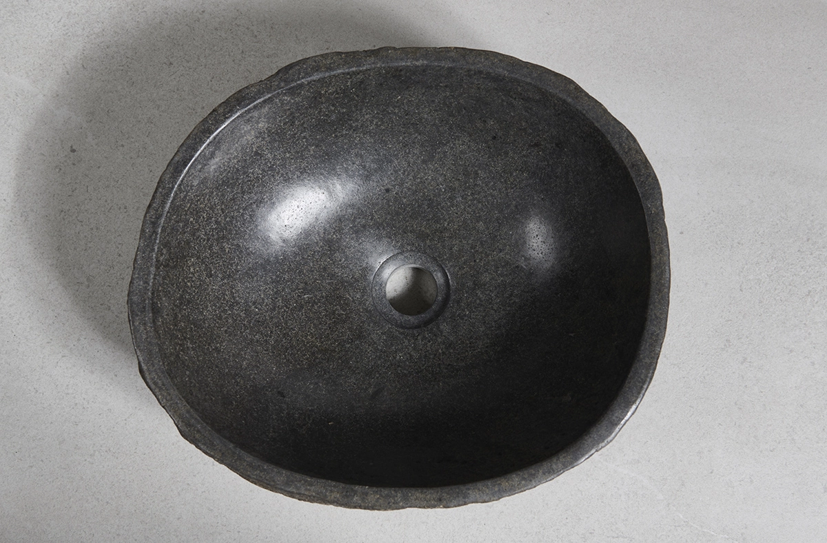 раковина из речного камня 41x35x15