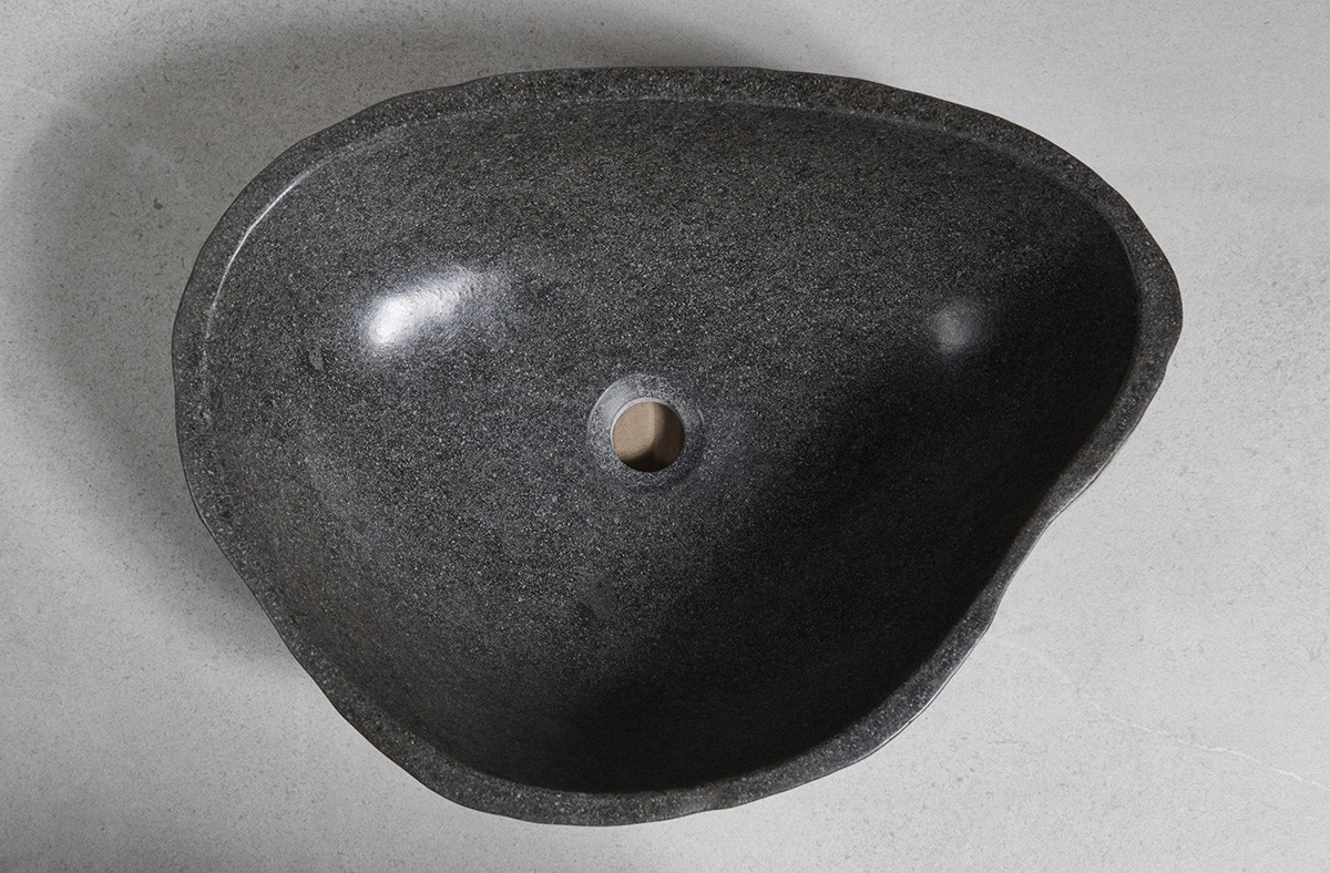 раковина из речного камня 50x38x21