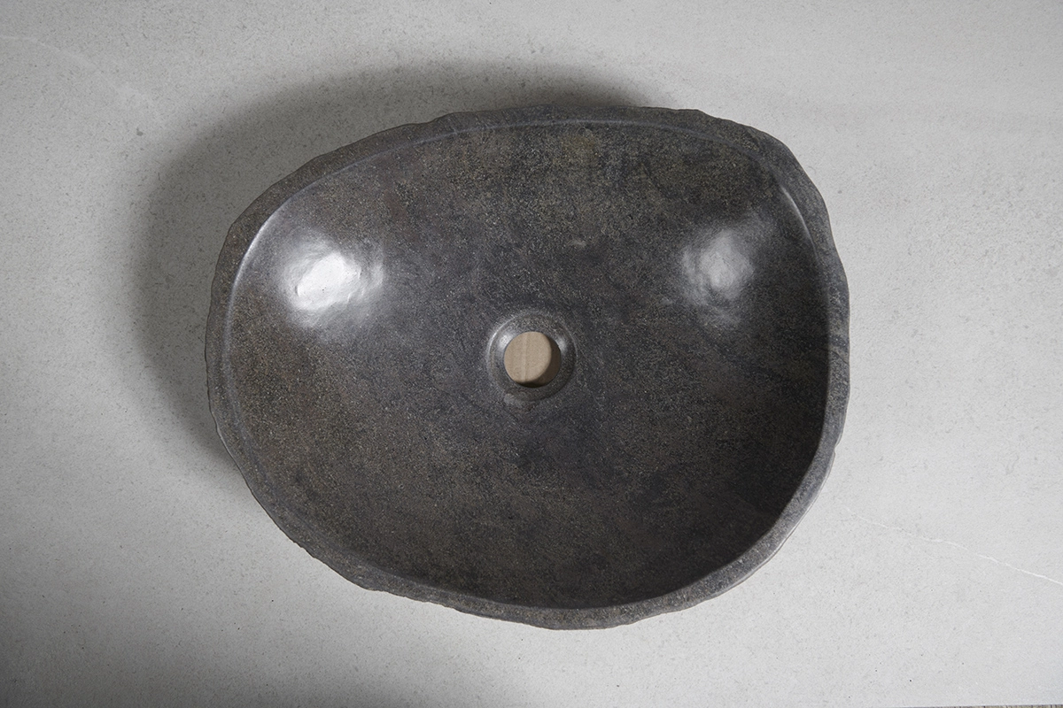 раковина из речного камня 44x36x10