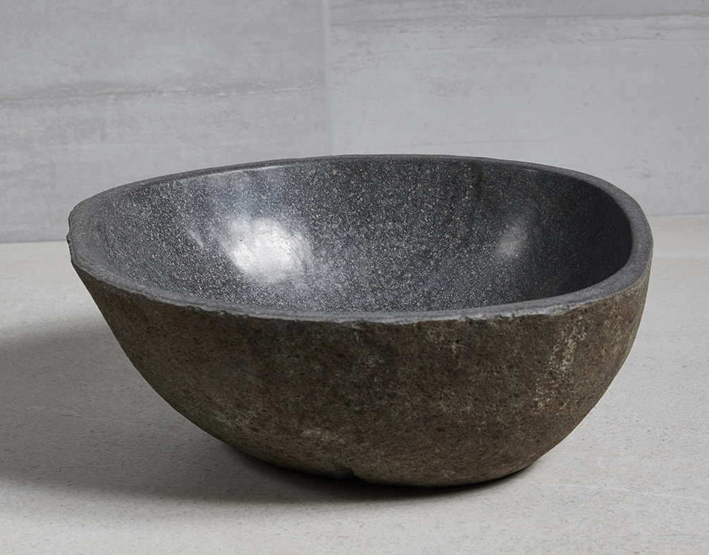 раковина из речного камня 38x34x14