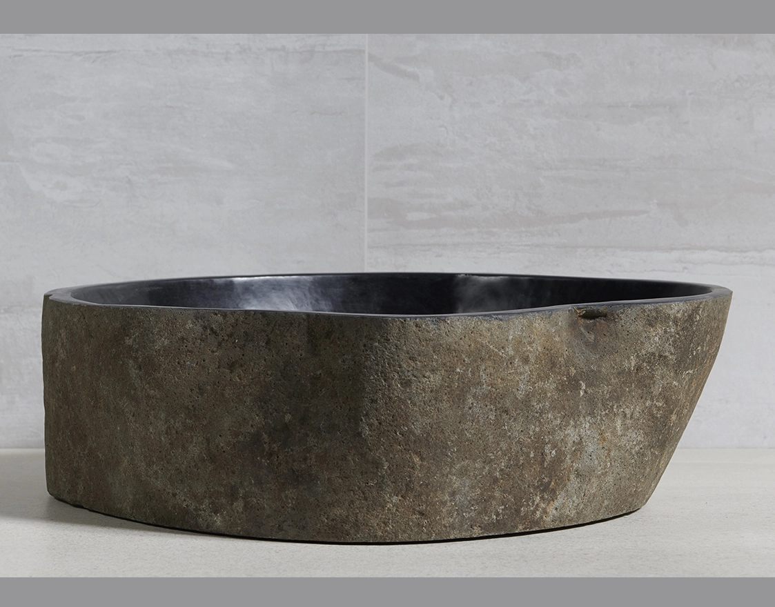 раковина из речного камня 51x50x15