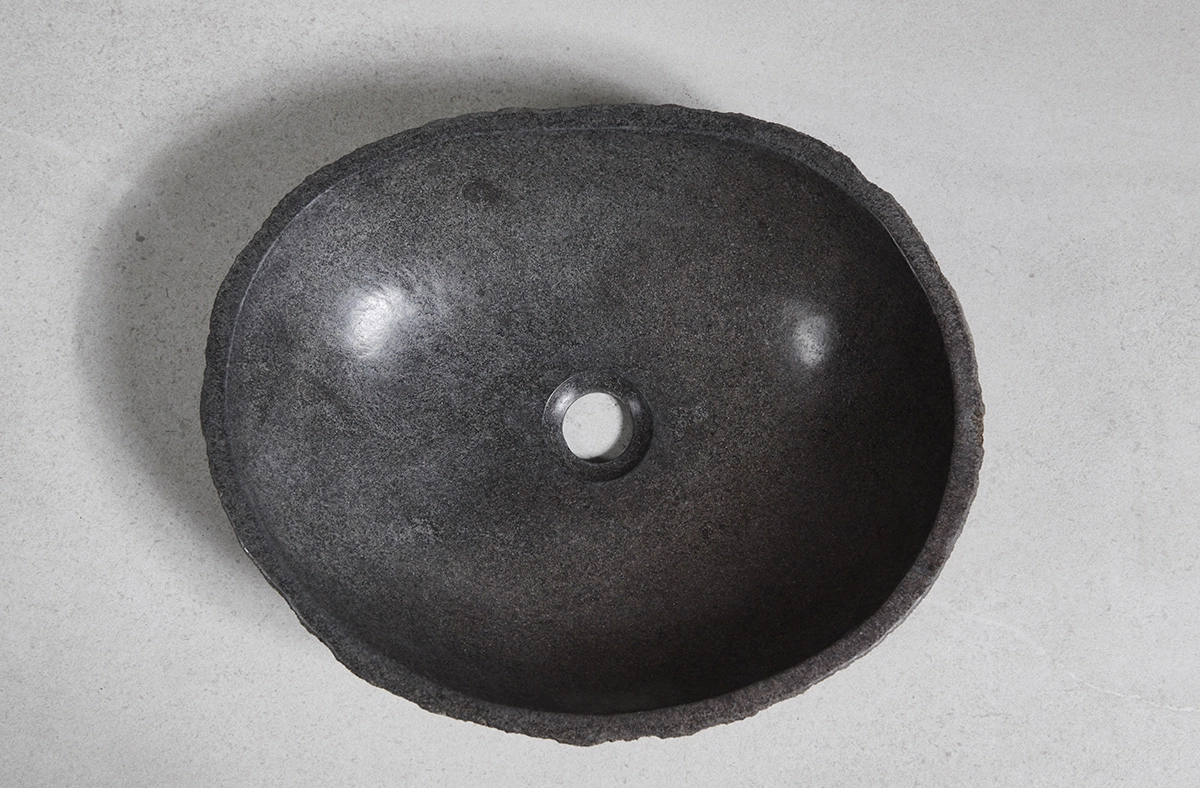 раковина из речного камня 42х35х10