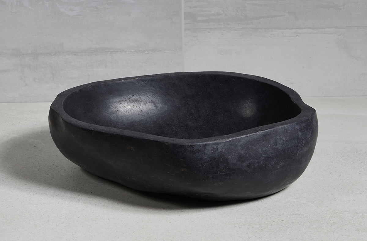 раковина из речного камня 51x41x15