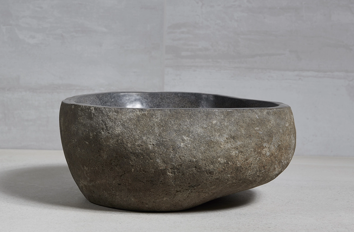 раковина из речного камня 35x35x15