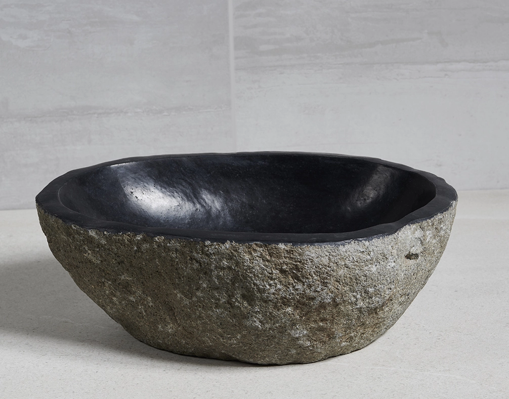 раковина из речного камня 44x32x15