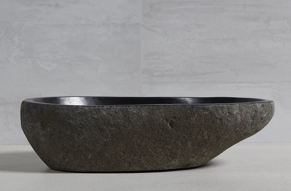 раковина из речного камня 58x33x15