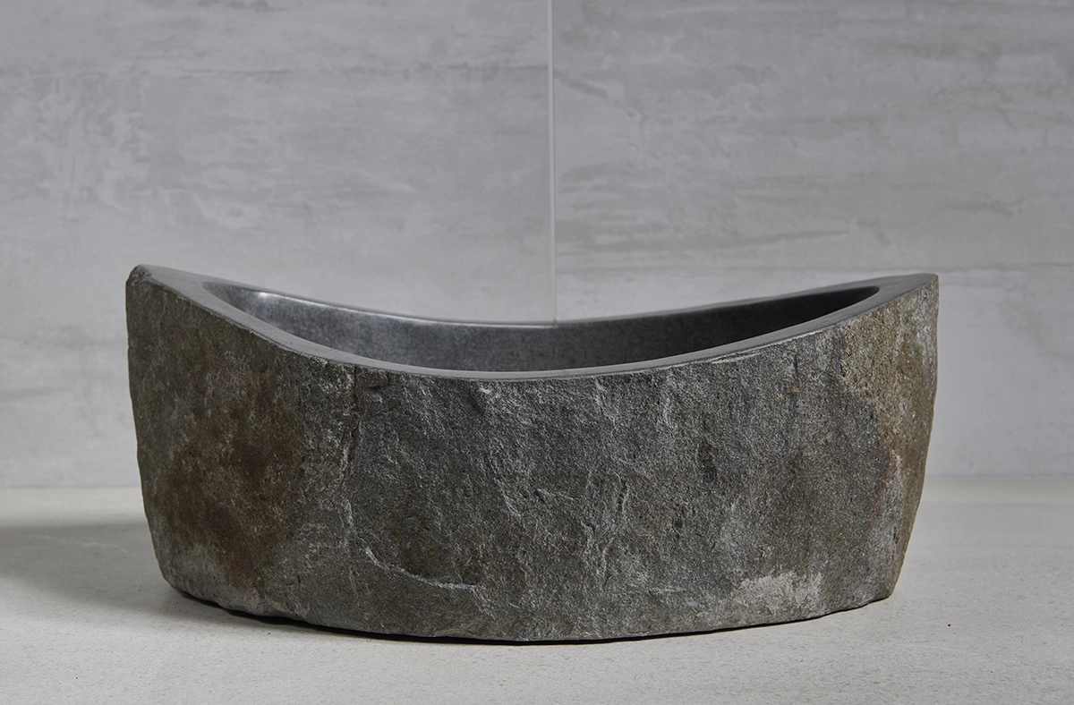 раковина из речного камня 52х39х21