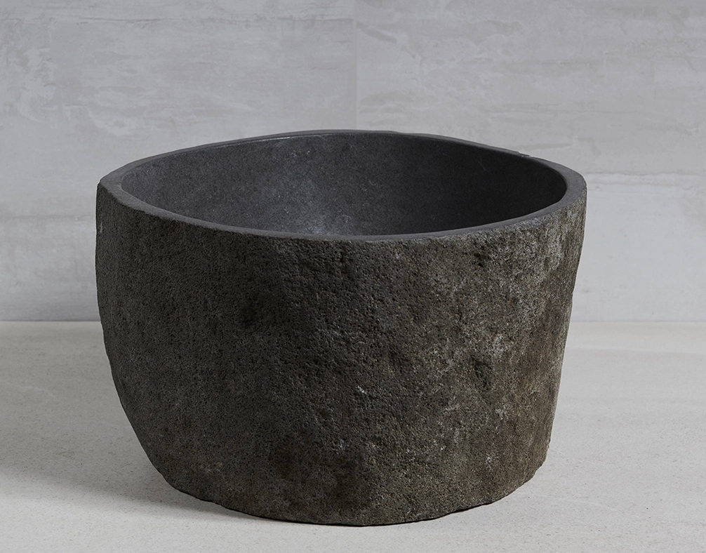 раковина из речного камня 44х44х25