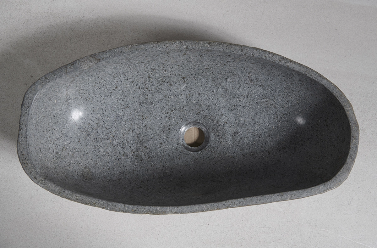 раковина из речного камня 60х31х15