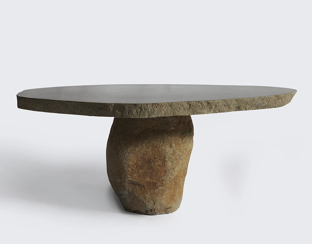 журнальный столик из речного камня 120х70х57