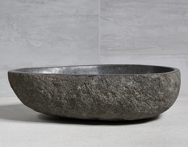 раковина из речного камня 55x35x15