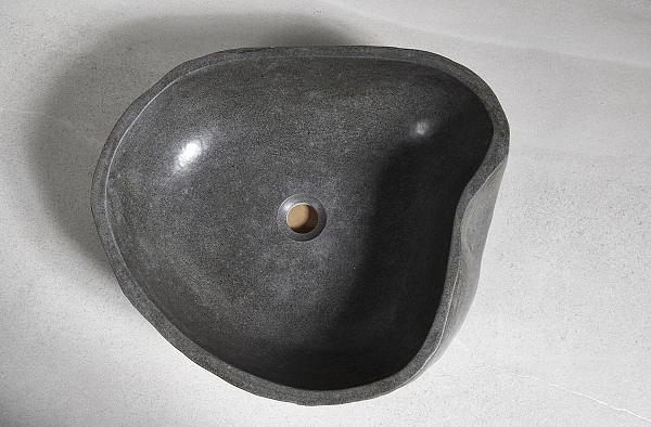 раковина из речного камня 53x43x15