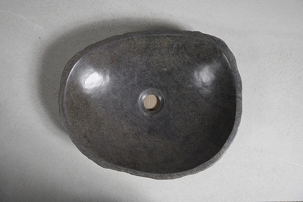 раковина из речного камня 44x36x10