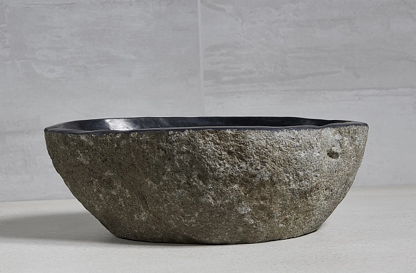 раковина из речного камня 44x32x15